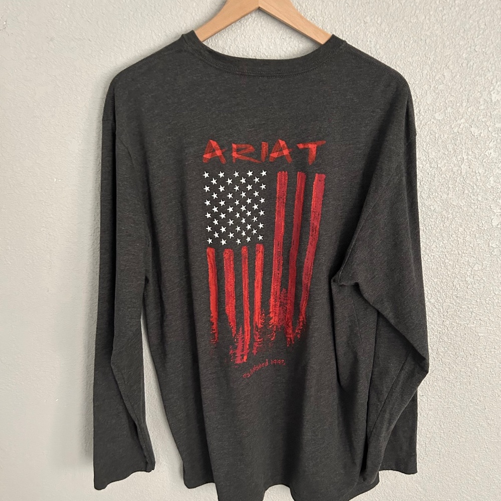 Ariat t shirt